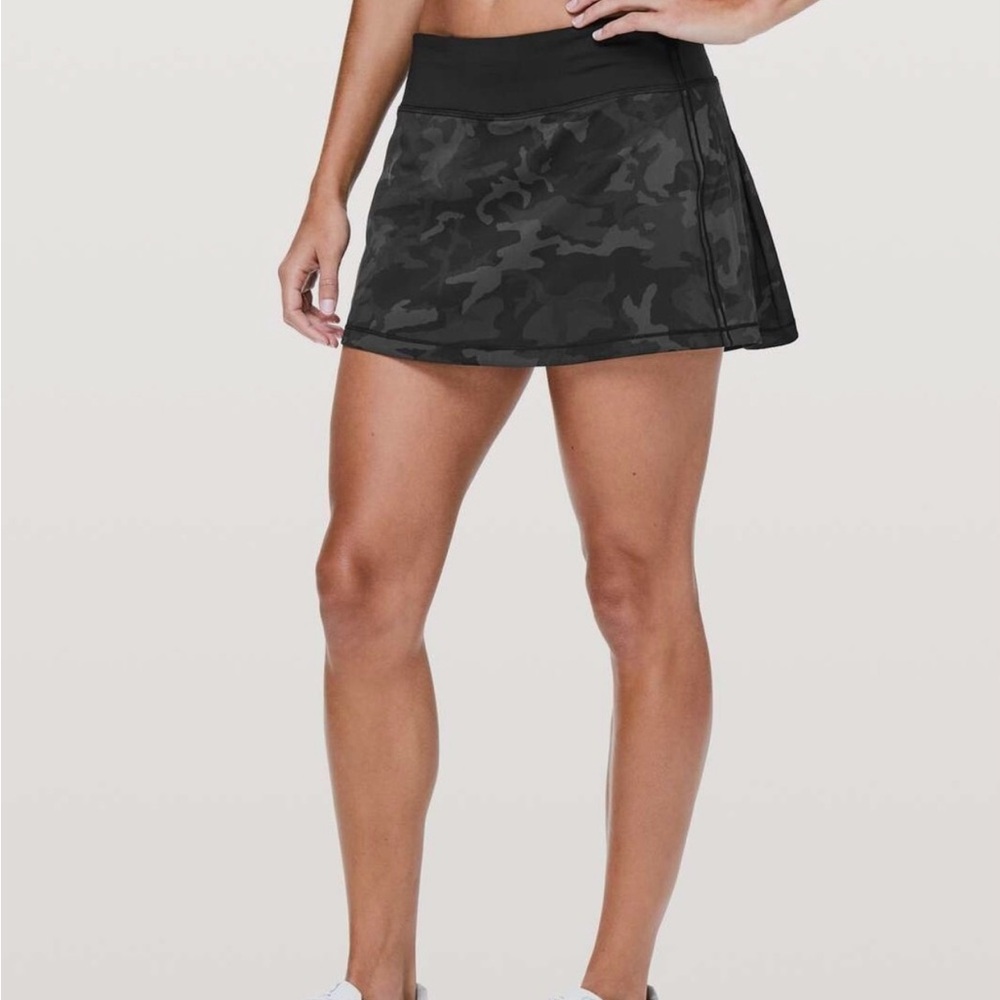 Lululemon Pace Rival Skirt Heritage 365 Camo Deep Coal Multi/Black Size 4